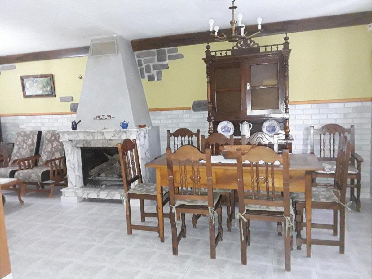 Casa Entrenidos Guest House Mudá Eksteriør bilde