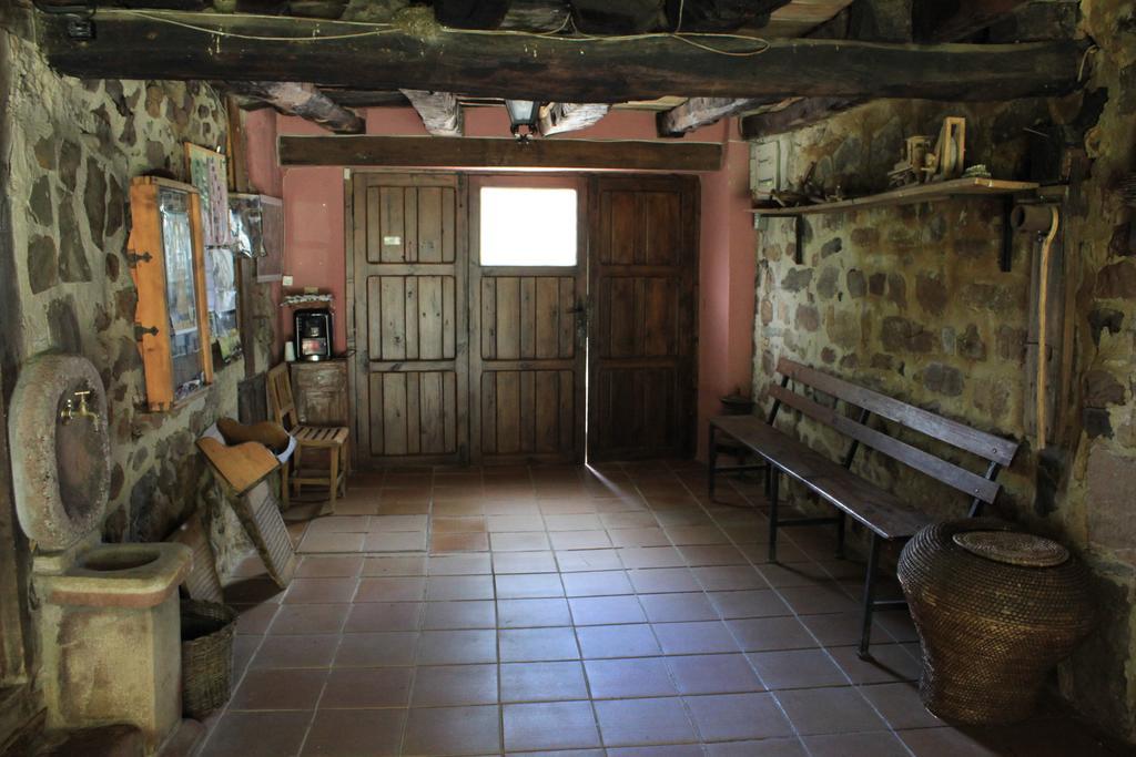 Casa Entrenidos Guest House Mudá Eksteriør bilde